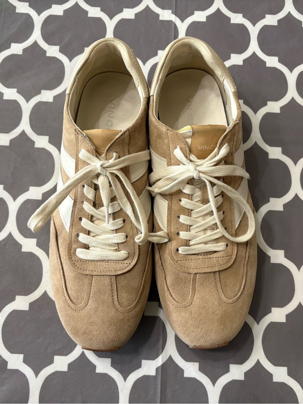 Vince Oasis Runner tan suede sneakers - Picture 4 of 15